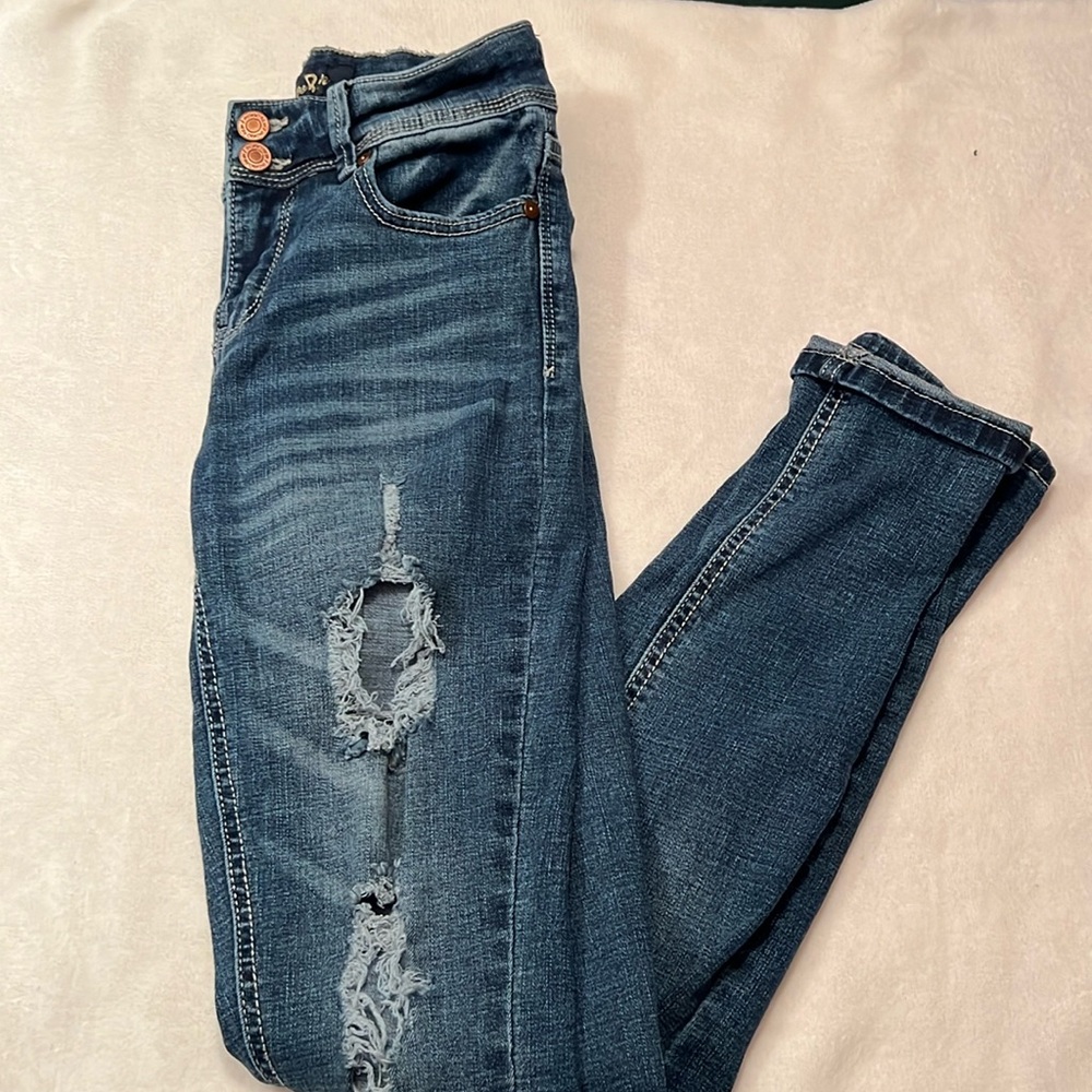 Indigo Rein Size 5 Ripped jeans
